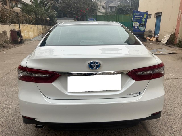 Toyota Camry 2.5 Hybrid Second-hand 2023 Toyota Camry 2.5 Hybrid for sale in New Delhi-2