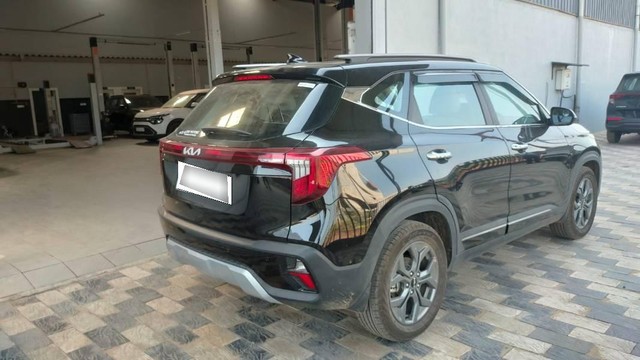 Second-hand 2023 Kia Seltos HTX for sale in Giridih-4
