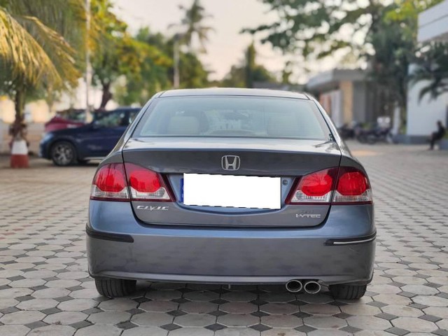 Second-hand 2010 Honda Civic 1.8 V MT for sale in Nashik-2