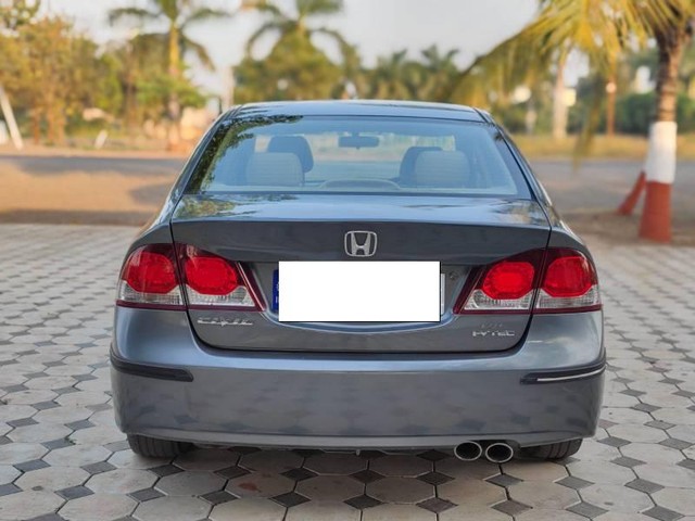 Second-hand 2010 Honda Civic 1.8 V MT for sale in Nashik-9
