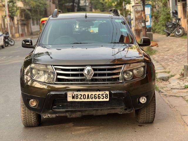 Second-hand 2016 Renault Duster 85PS Diesel RxL for sale in Kolkata-3
