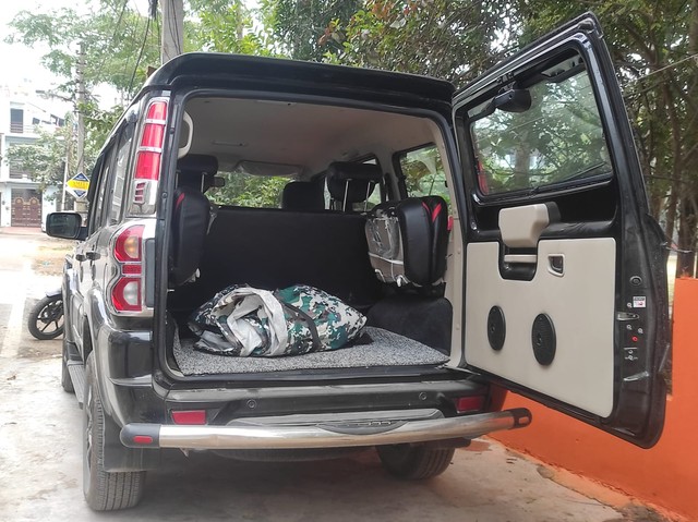 Second-hand 2024 Mahindra Scorpio S for sale in Lucknow-5