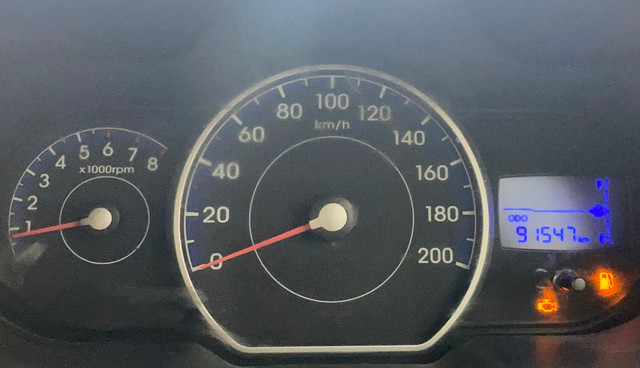 Hyundai i10 Magna 1.1L Second-hand 2014 Hyundai i10 Magna 1.1L for sale in Ahmedabad-23