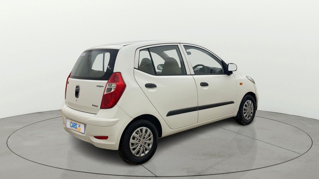 Hyundai i10 Magna 1.1L Second-hand 2014 Hyundai i10 Magna 1.1L for sale in Ahmedabad-13
