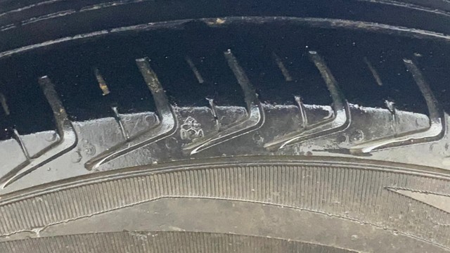 Hyundai i10 Magna 1.1L Second-hand 2014 Hyundai i10 Magna 1.1L for sale in Ahmedabad-7