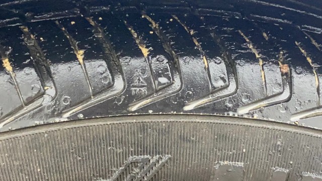 Hyundai i10 Magna 1.1L Second-hand 2014 Hyundai i10 Magna 1.1L for sale in Ahmedabad-5