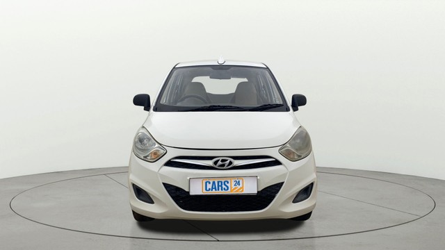 Hyundai i10 Magna 1.1L Second-hand 2014 Hyundai i10 Magna 1.1L for sale in Ahmedabad-18