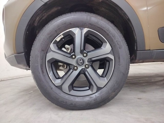 Second-hand 2023 Tata Nexon XZ Plus LUXS JET Edition Diesel for sale in Coimbatore-20