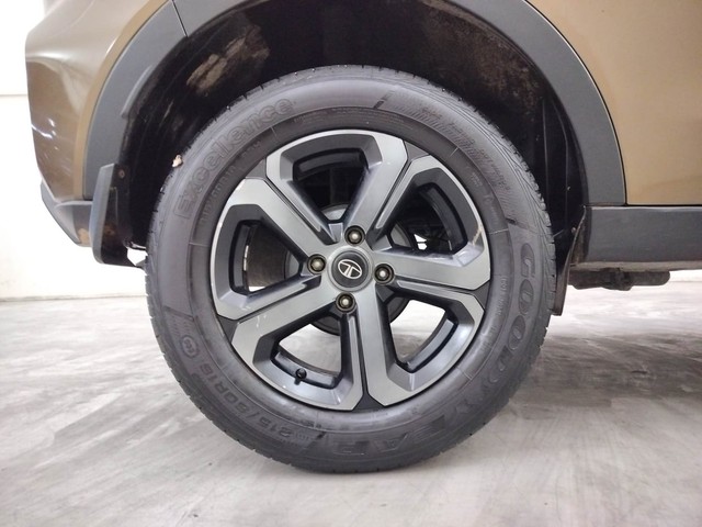 Second-hand 2023 Tata Nexon XZ Plus LUXS JET Edition Diesel for sale in Coimbatore-18