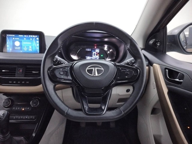 Second-hand 2023 Tata Nexon XZ Plus LUXS JET Edition Diesel for sale in Coimbatore-34