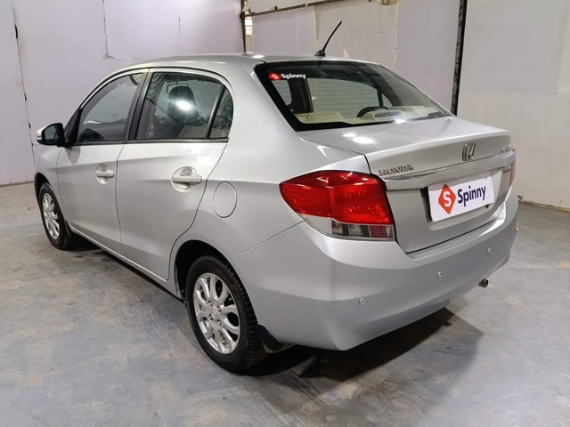 Second-hand 2015 Honda Amaze VX i-VTEC for sale in Kochi-5