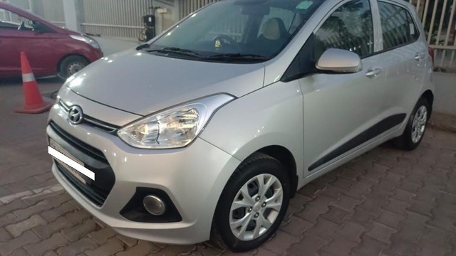 Second-hand 2016 Hyundai Grand i10 Sportz for sale in Kota-2