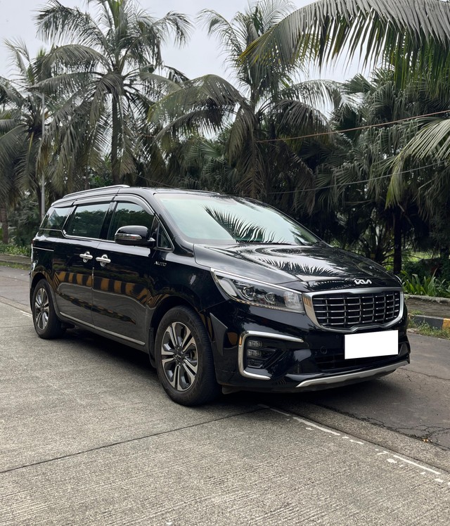 Second-hand 2022 Kia Carnival Limousine for sale in Mumbai-69