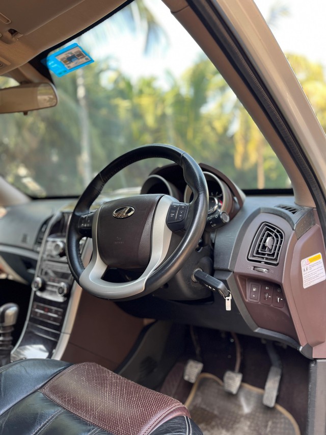 Second-hand 2014 Mahindra XUV500 W8 FWD for sale in Mumbai-48