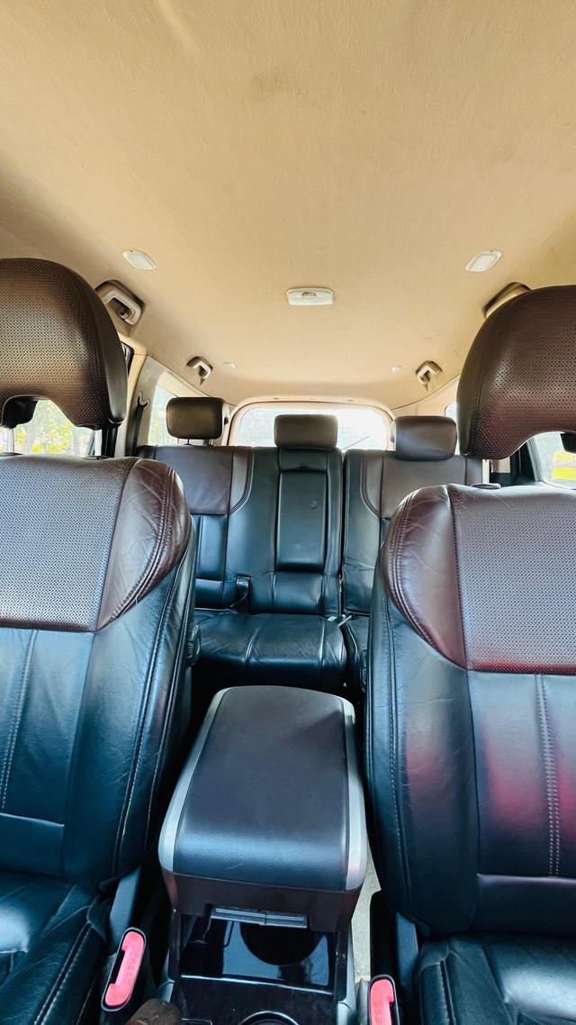 Second-hand 2014 Mahindra XUV500 W8 FWD for sale in Mumbai-15