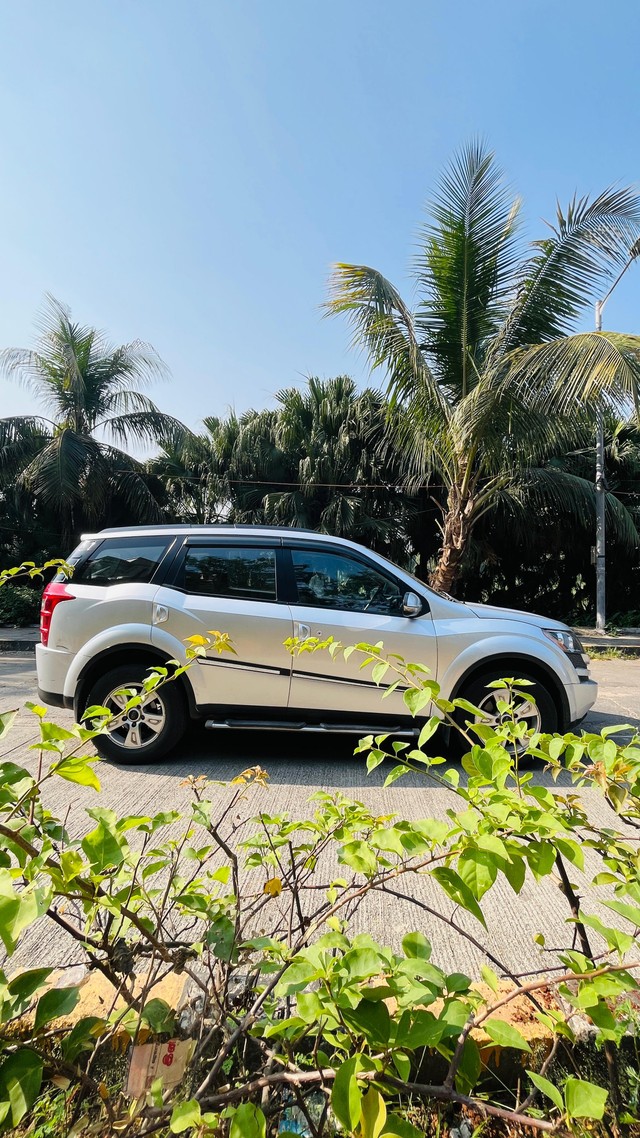 Second-hand 2014 Mahindra XUV500 W8 FWD for sale in Mumbai-43