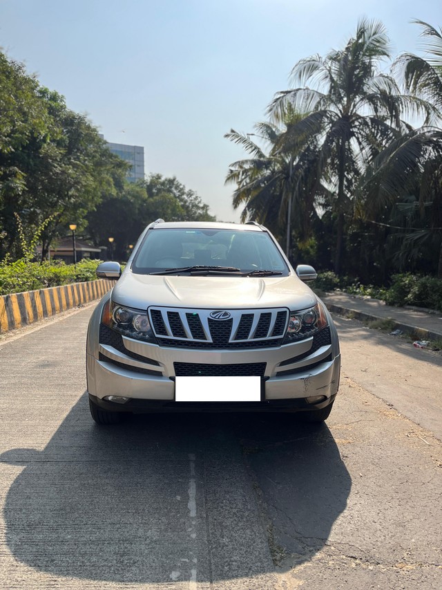Second-hand 2014 Mahindra XUV500 W8 FWD for sale in Mumbai-3