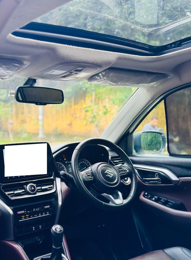 Second-hand 2024 Maruti Grand Vitara Alpha for sale in New Delhi-15