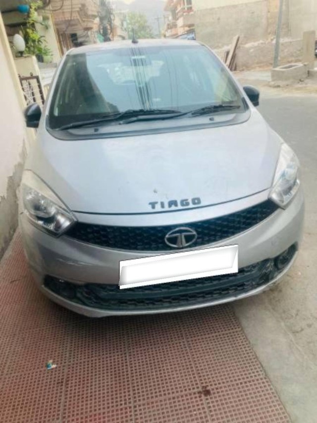 Second-hand 2017 Tata Tiago 1.2 Revotron XT for sale in Kishangarh-4