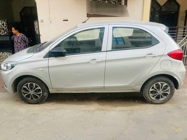 Second-hand 2017 Tata Tiago 1.2 Revotron XT for sale in Kishangarh-3