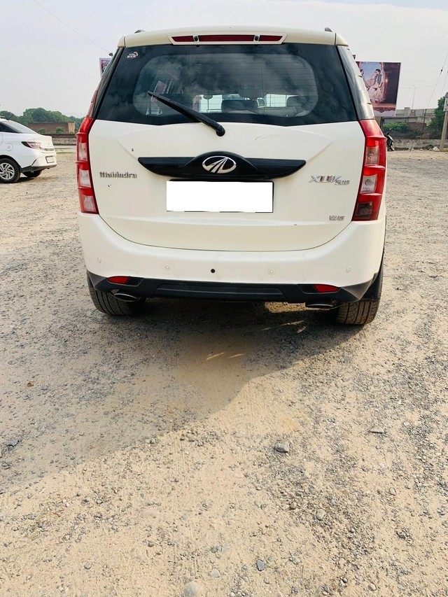 Second-hand 2014 Mahindra XUV500 W8 FWD for sale in Patran-1