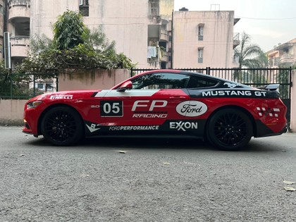 Second-hand 2017 Ford Mustang V8 for sale in New Delhi