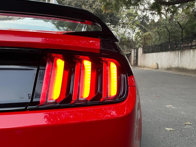 Second-hand 2017 Ford Mustang V8 for sale in New Delhi-5