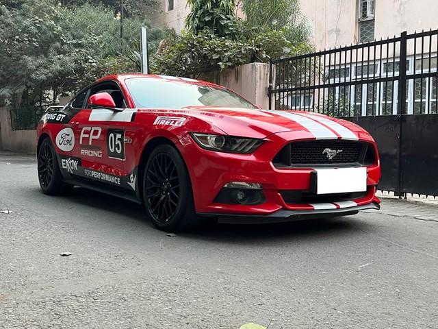 Second-hand 2017 Ford Mustang V8 for sale in New Delhi-17