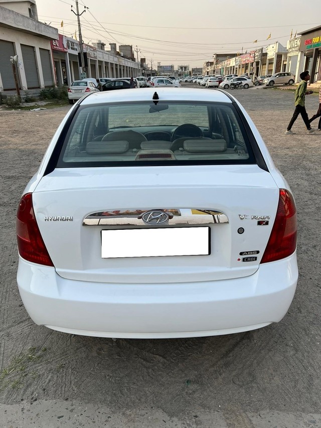 Second-hand 2010 Hyundai Verna Transform VGT CRDi for sale in Patran-1