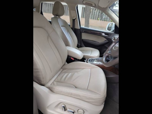Second-hand 2015 Audi Q5 30 TDI quattro Premium Plus for sale in Bangalore-7