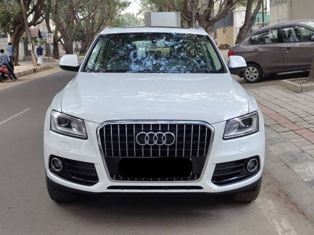 Second-hand 2015 Audi Q5 30 TDI quattro Premium Plus for sale in Bangalore-3