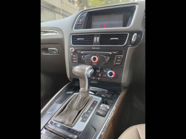 Second-hand 2015 Audi Q5 30 TDI quattro Premium Plus for sale in Bangalore-10