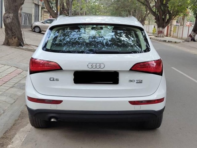 Second-hand 2015 Audi Q5 30 TDI quattro Premium Plus for sale in Bangalore-1