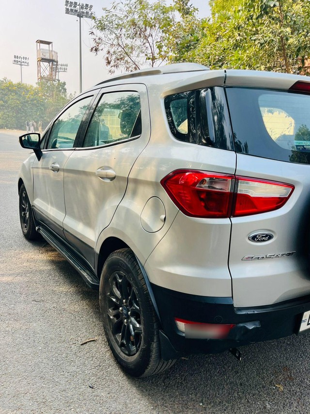 Second-hand 2016 Ford Ecosport 1.5 Petrol Titanium Plus BSIV for sale in New Delhi-9