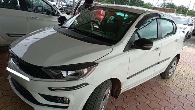 Second-hand 2023 Tata Tigor XZ CNG for sale in Indore-1