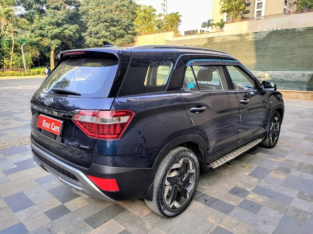 Second-hand 2023 Hyundai Alcazar Signature for sale in Bangalore-10