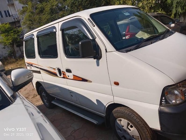 Second-hand 2019 Maruti Eeco CNG 5 Seater AC BSIV for sale in Vadodara-1