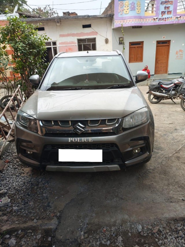 Second-hand 2016 Maruti Vitara Brezza ZDi for sale in Mandsaur-3