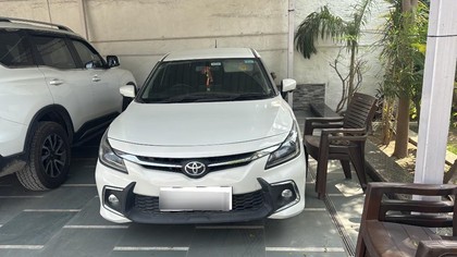 Second-hand 2022 Toyota Glanza V for sale in New Delhi