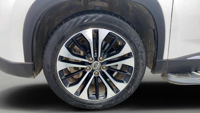 Second-hand 2021 MG Hector Sharp Diesel Dualtone for sale in Kochi-26