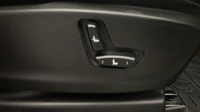 Second-hand 2021 MG Hector Sharp Diesel Dualtone for sale in Kochi-18