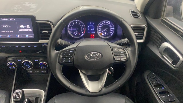 Second-hand 2021 Hyundai Venue SX Turbo for sale in Gulbarga-12