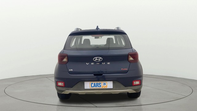 Second-hand 2021 Hyundai Venue SX Turbo for sale in Gulbarga-3