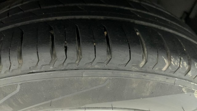 Second-hand 2021 Honda City 1.5 V MT Exclusive for sale in Ahmedabad-32