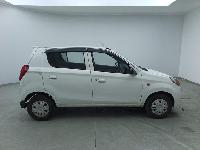 Second-hand 2016 Maruti Alto 800 LXi for sale in Visakhapatnam-2