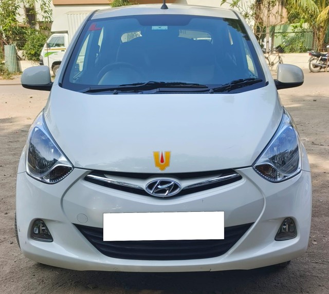 Second-hand 2015 Hyundai EON Magna Plus for sale in Pune-4