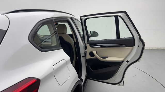 Second-hand 2020 BMW X1 sDrive20i SportX for sale in Gurgaon-28