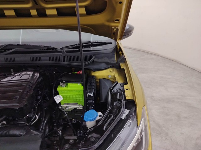 Volkswagen Virtus Topline AT Second-hand 2022 Volkswagen Virtus Topline AT for sale in Coimbatore-36