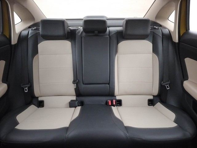 Volkswagen Virtus Topline AT Second-hand 2022 Volkswagen Virtus Topline AT for sale in Coimbatore-28