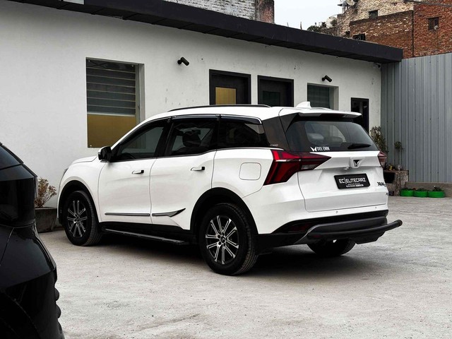Second-hand 2024 Mahindra XUV700 AX7L 7Str Diesel AT for sale in New Delhi-2